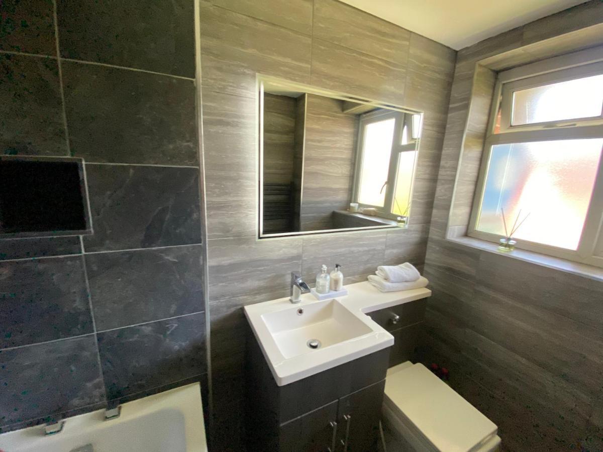 Luxurious High Spec 1 Bedroom Apartment In London Eltham Exterior photo